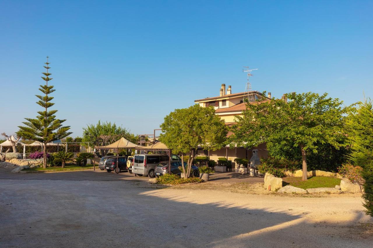 Bed & Breakfast Giardini Di Marzo Lecce Extérieur photo