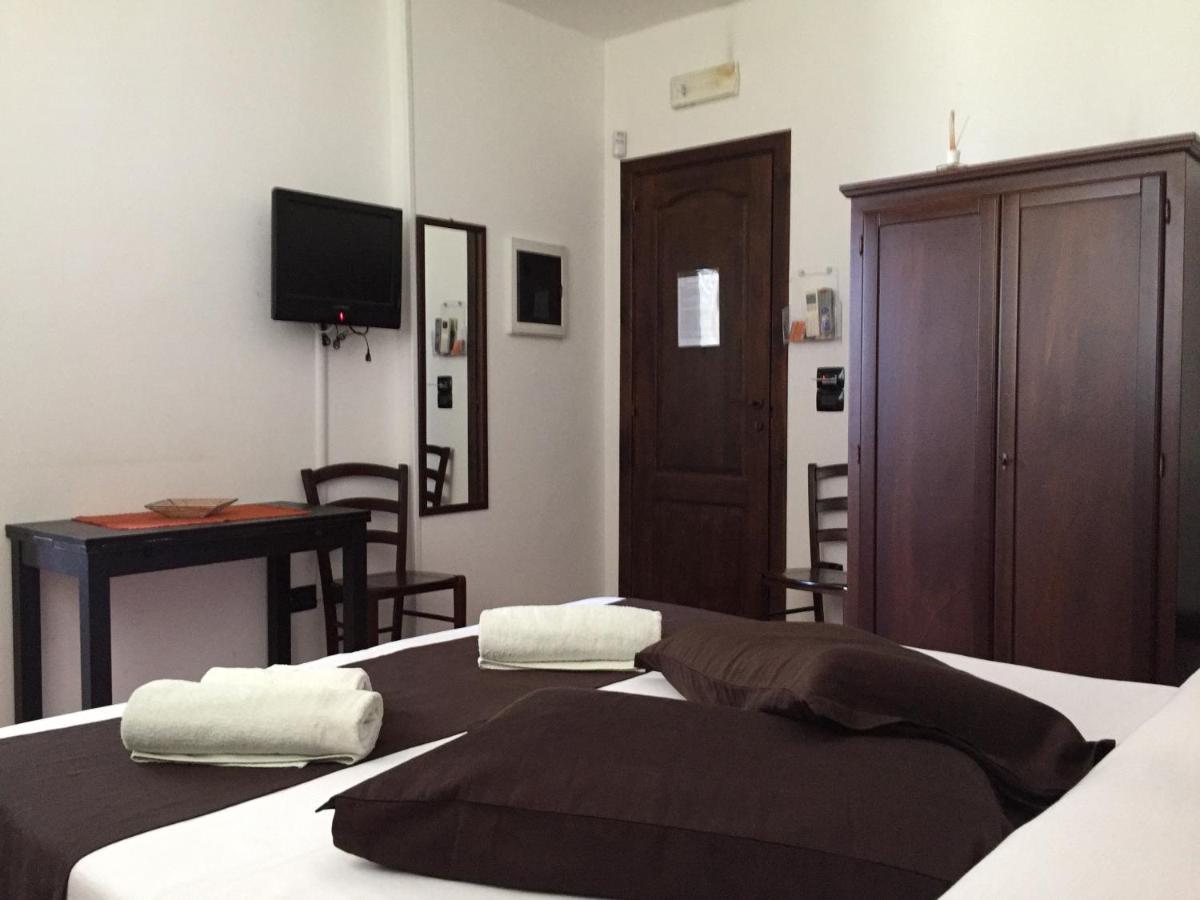 Bed & Breakfast Giardini Di Marzo Lecce Extérieur photo